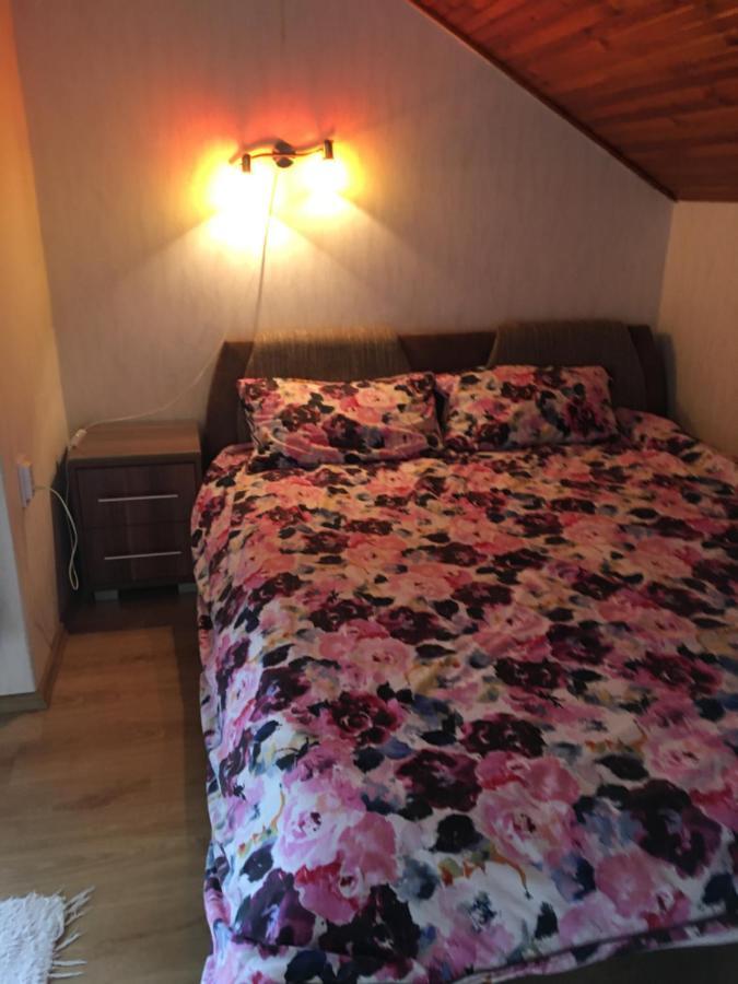 Rózsa nyaralóház Balatonboglár Esterno foto