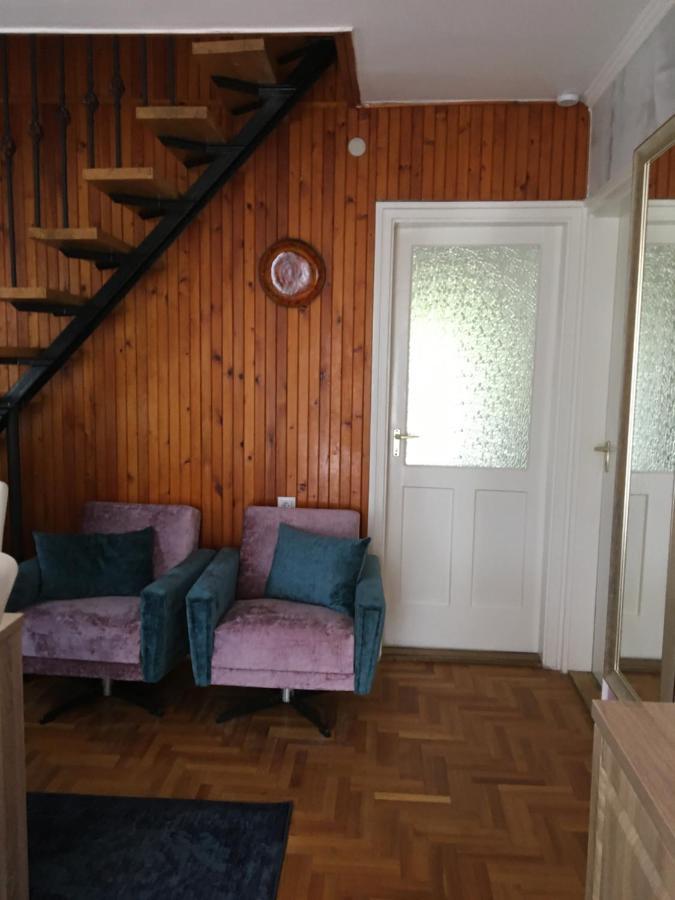 Rózsa nyaralóház Balatonboglár Esterno foto