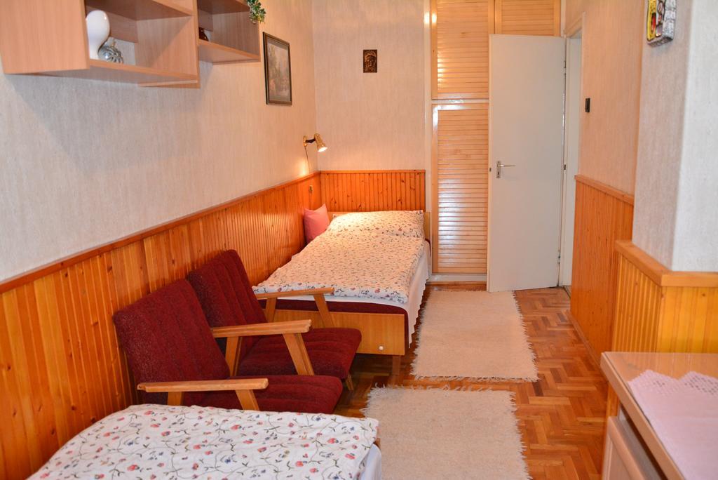 Rózsa nyaralóház Balatonboglár Esterno foto